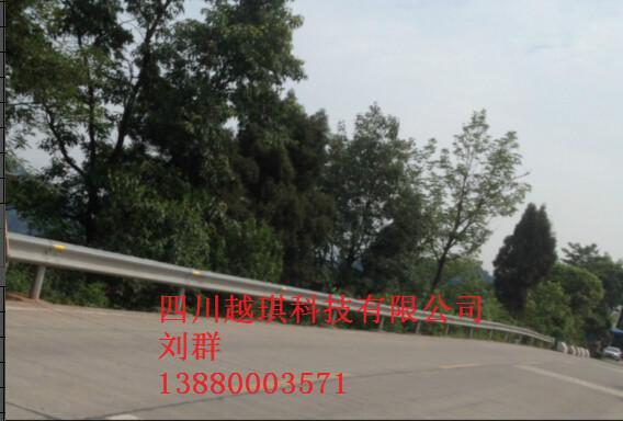 供应西藏波形护栏公路防撞护栏