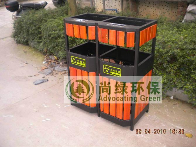 供应湘潭专业钢木垃圾桶，湖南钢木垃圾桶厂家，垃圾桶图片