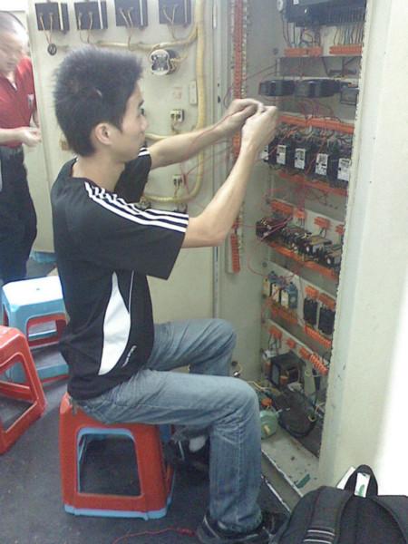 供应电工培训学校-有一个电工培训学校，叫深圳森鑫源职业培训学校
