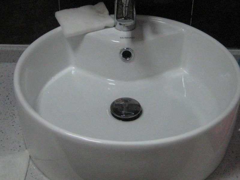 维多利亚浴缸维修，上海维修维多利亚浴缸，冲浪浴缸维修图片