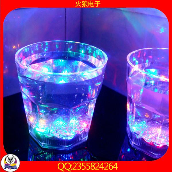 供应酒吧用品发光杯子水感应七彩发光杯图片