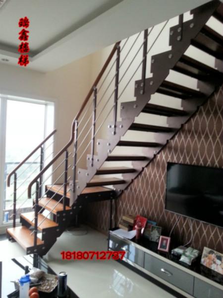 供应双梁楼梯， 钢木楼梯 ，阁楼楼梯 ，跃层楼梯 ，楼梯扶手图片