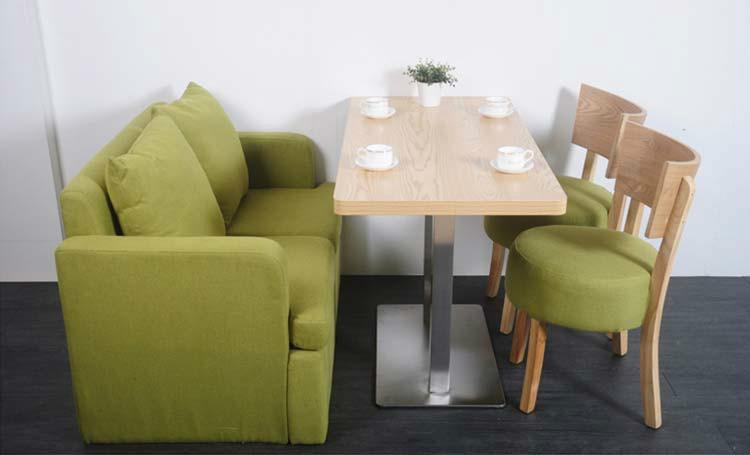 供应西餐厅实木桌椅批发，咖啡厅实木组合桌椅，西餐厅组合桌椅
