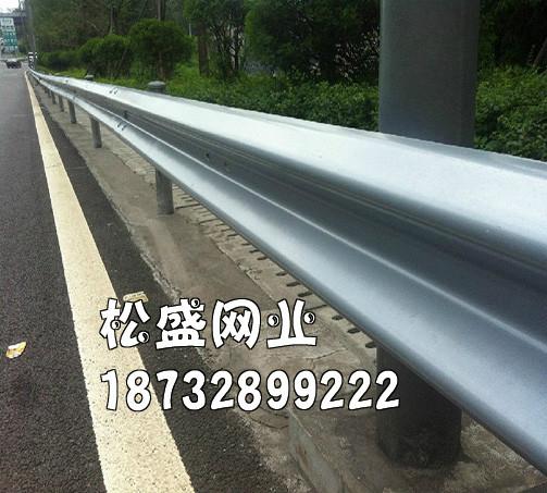 乌海锌合金高速公路护栏 波形板道路护栏-002 公路防撞护栏