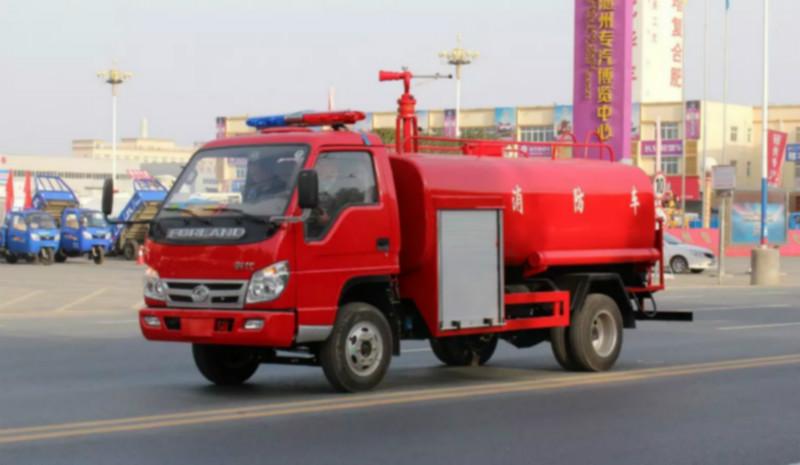 供应乡镇专用水罐消防车最便宜的消防车价格15377297158