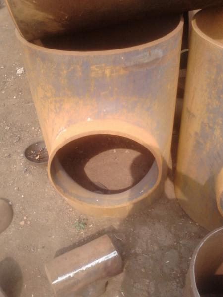 供应大口径异径三通厂家直销 排污管道用钢制变径三通 焊接三通