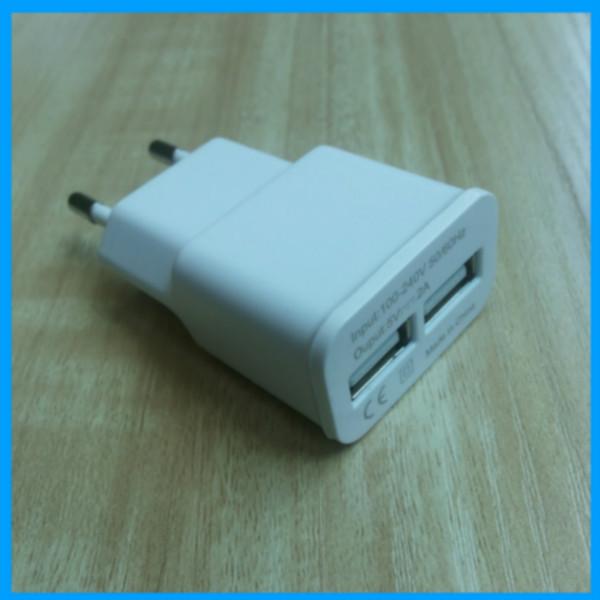 供应双USB充电器智能充电头5V2A