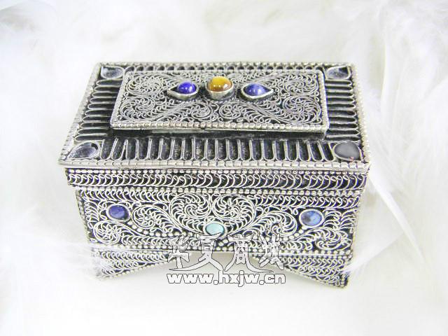 供应手工西藏藏银牵丝首饰盒艺术图片