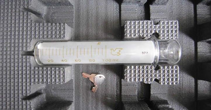 供应广州优质100mL注射器取样箱，哪里有针筒取样箱购买？注射器取样箱的价格是多少？