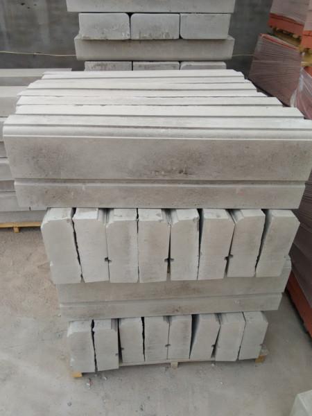供应郑州制作各种型号彩砖路边石透水砖
