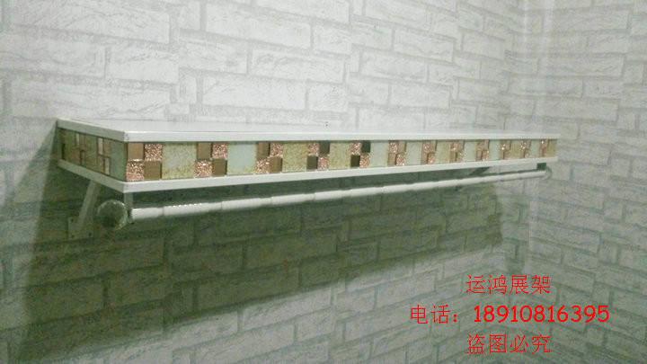 北京运鸿马赛克上墙侧挂服装展示架批发